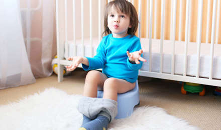 5 Astuces Pour Savoir A Quel Age Mettre Bebe Sur Le Pot Lotus 5 Astuces Pour Savoir A Quel Age Mettre Bebe Sur Le Pot Lotus