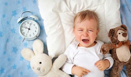 Causes Des Yeux Colles Et Larmoyants De Votre Bebe Lotus Causes Des Yeux Colles Et Larmoyants De Votre Bebe Lotus