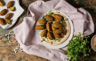 Falafelit ja harissadippi